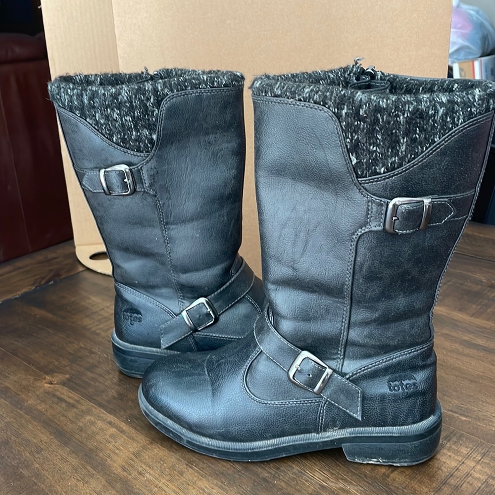 Totes winter boots women’s size 6
